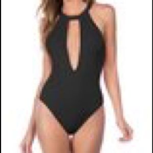 La Blanca NWT sexy  plunge keyhole one-piece!